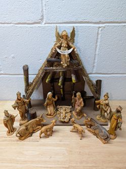 Vintage 1983 Depose Italy Nativity Set - 12 pc and building