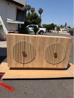 BUFFET CABINET TABLE NEW