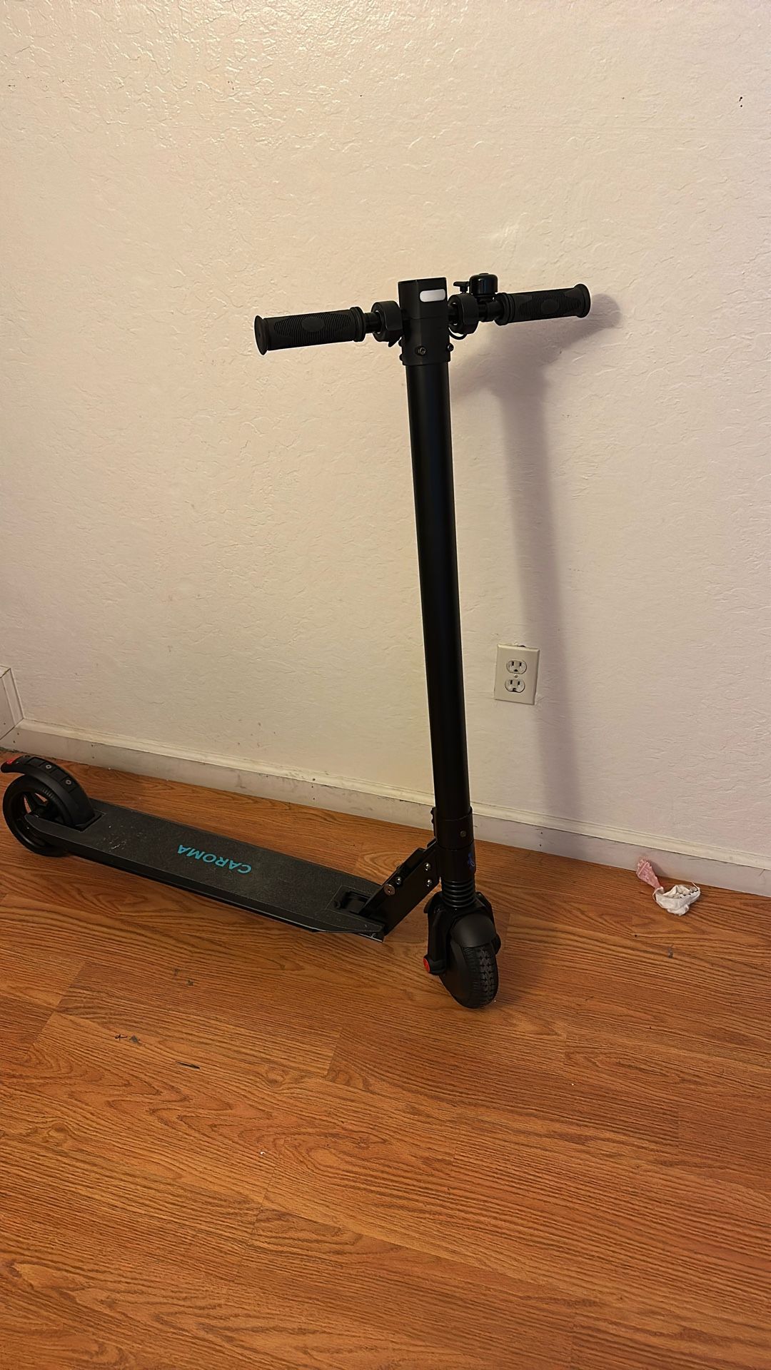 Caroma electric scooter