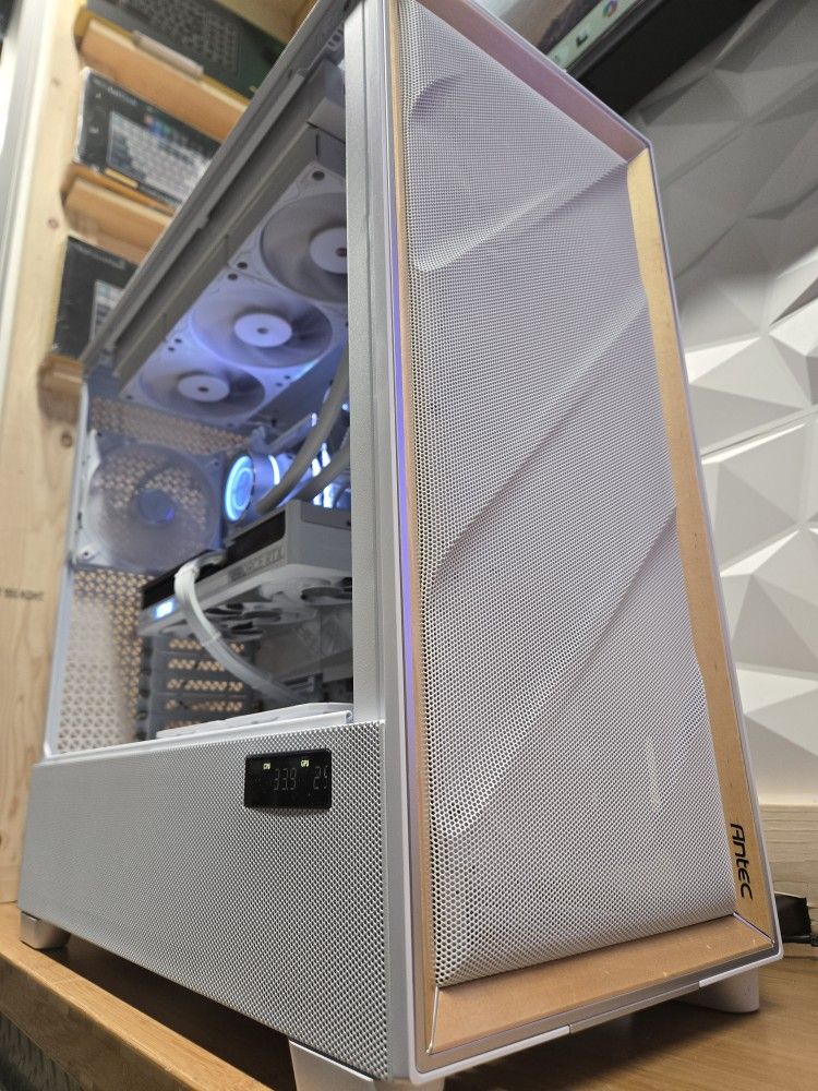 Gaming PC: RTX 5080 & 9800X3D