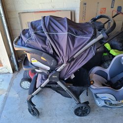 Chicco Mini Bravo Plus Travel System 