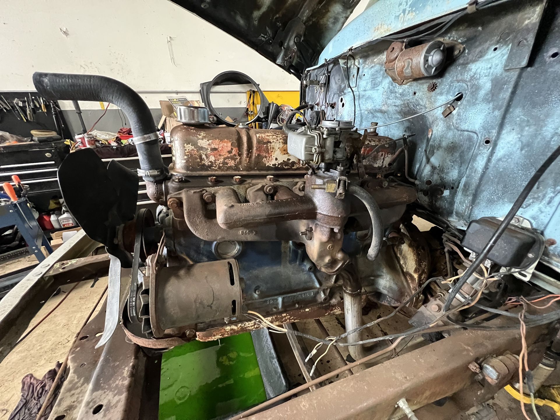 Ford 272
