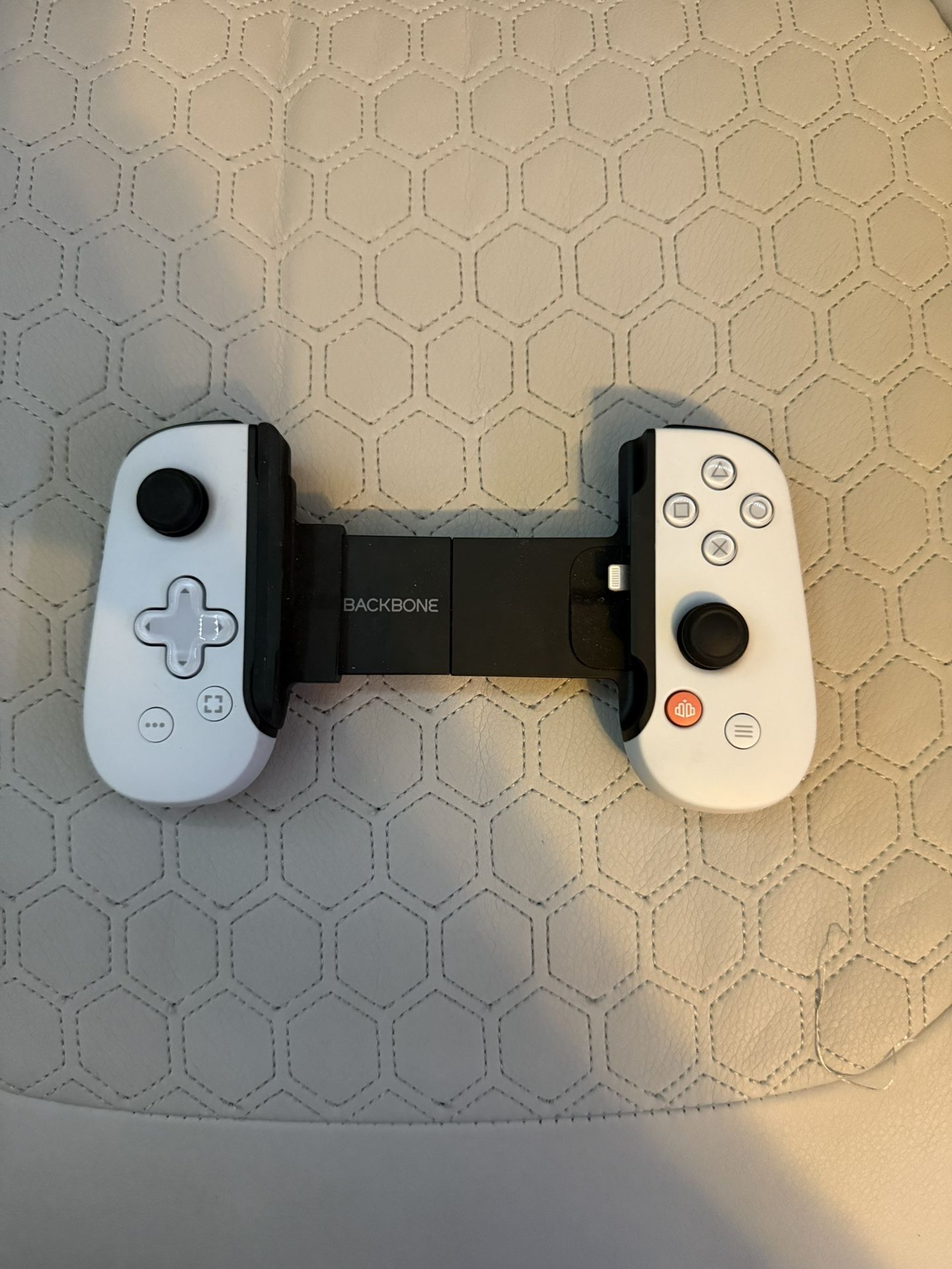 backbone remote play device