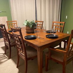 Ahw/202 - 8 Seat Dining Table, Leaf, & 6 Wood Chairs