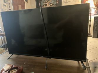 40in Roku Smart tv *MAKE OFFER*