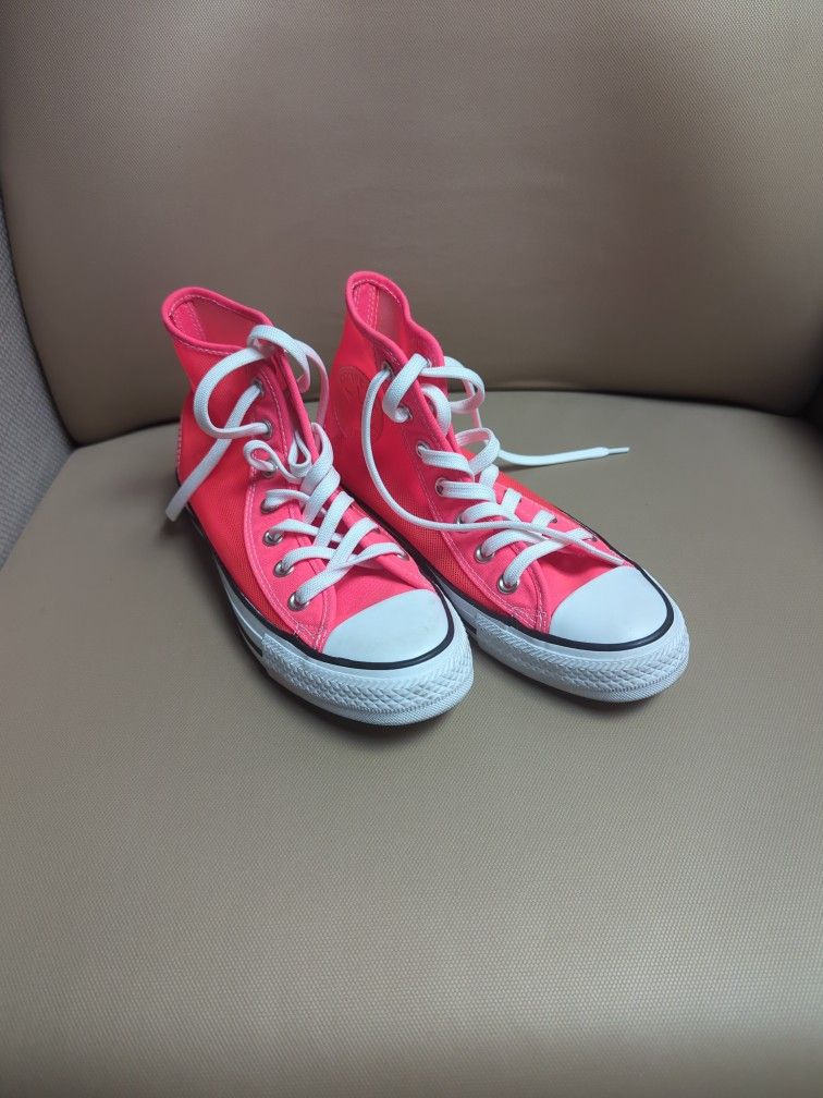 Pink Converse