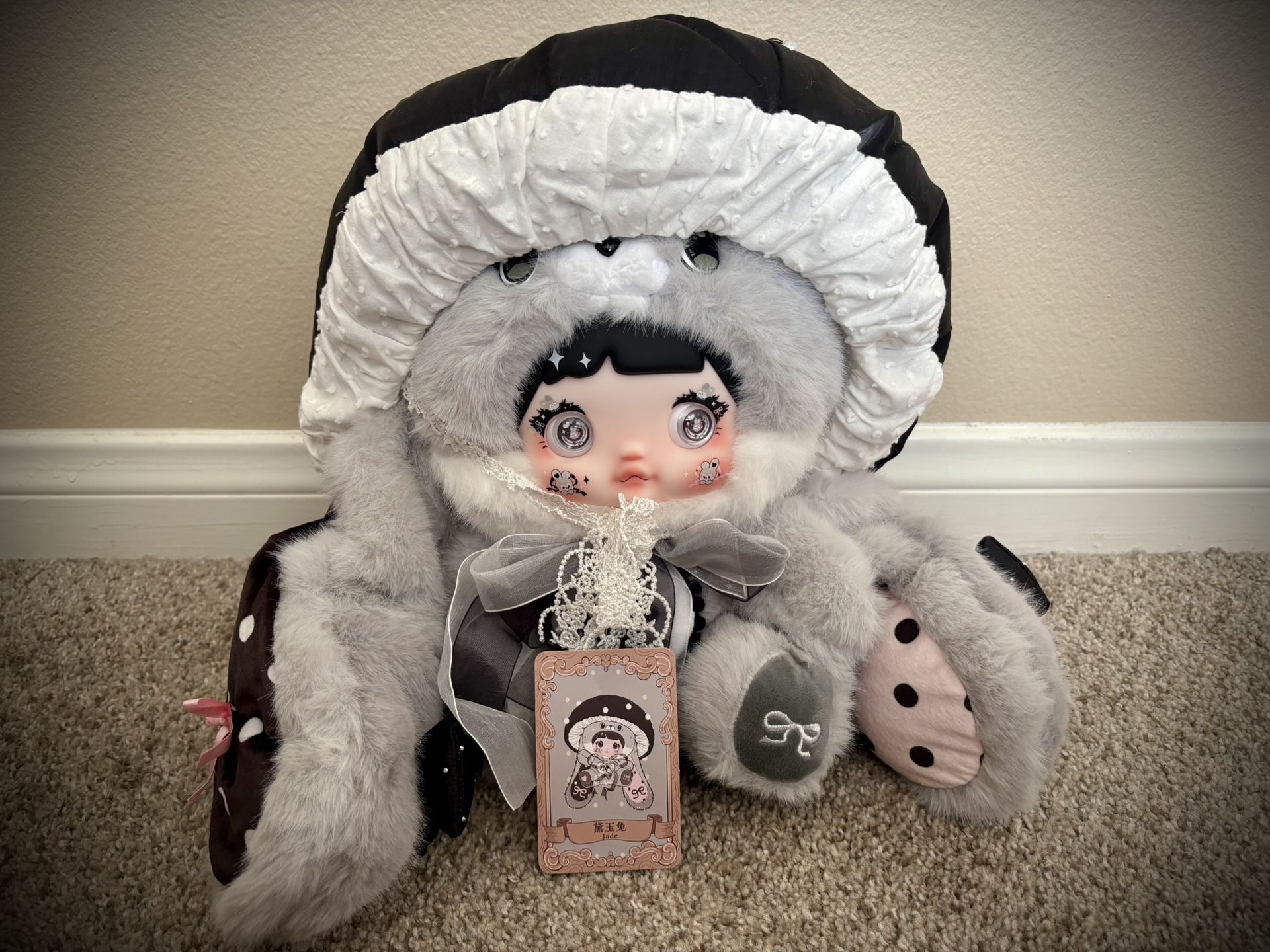 NOMMI MUSHROOM HAT 400% PLUSH BLIND BOX - JADE