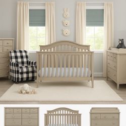 Crib - Nursery Set