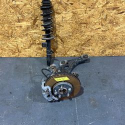 18-24 Nissan Kicks Sv Left Front Knee Assembly Suspension 2018 2019 2020 2021 2022 2023 2024