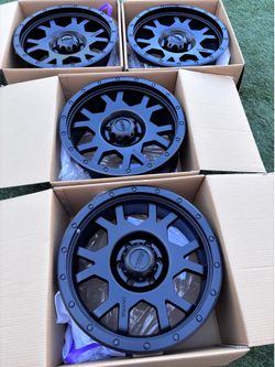 Chevy Silverado 1500 rims Tahoe Yukon Denali wheels