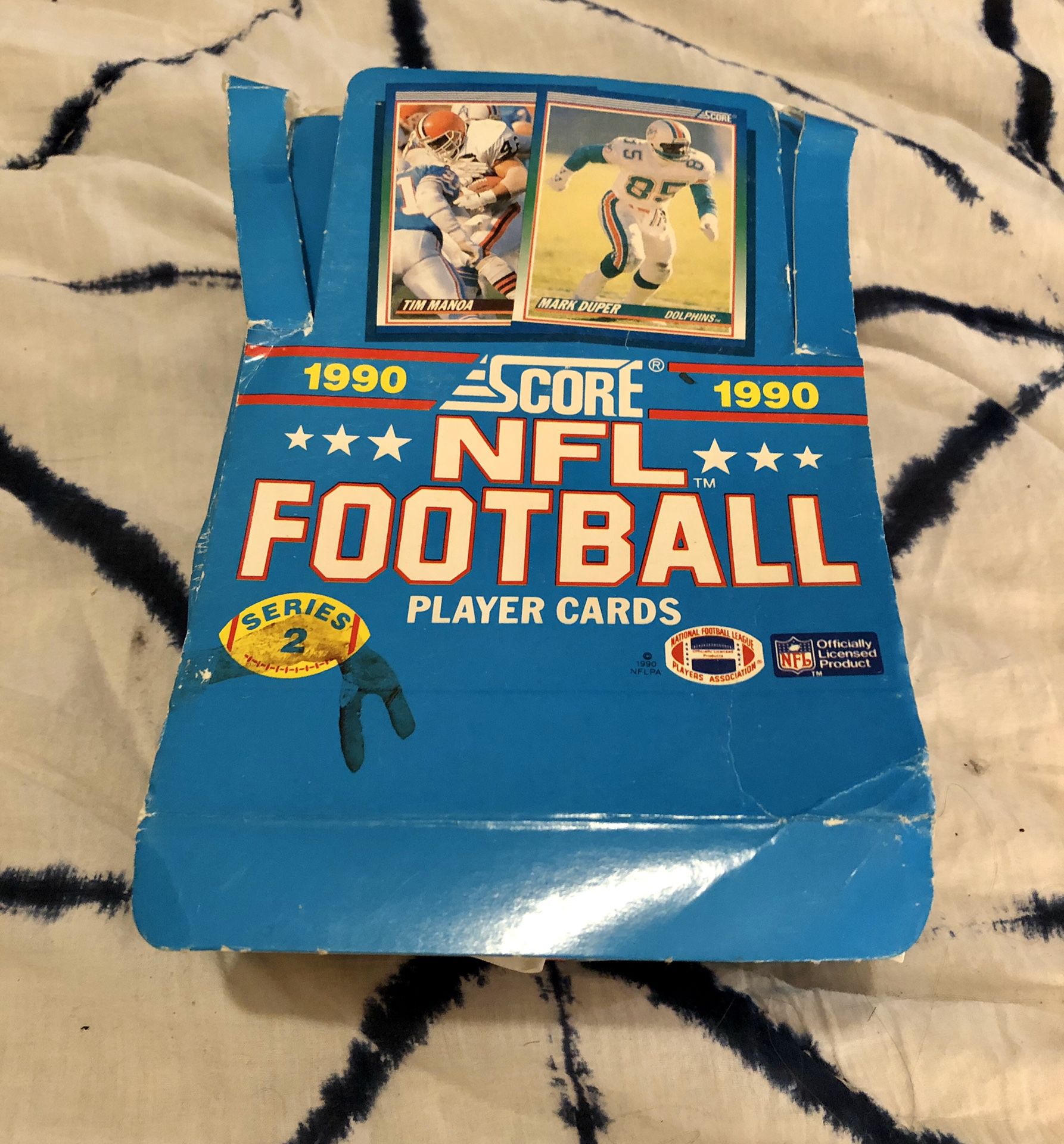 NFL 1990 SCORE CASE OF FOOTBALL PLAYER CARDS 1990 SCORE WAX BOX PACKS