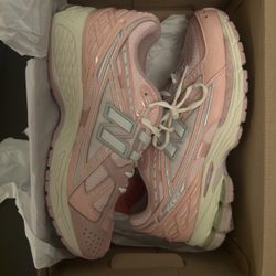 New Balance 1906 LNY- sz 9.5