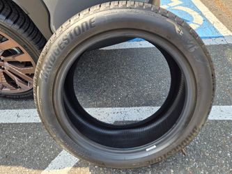 Brand new Bridgestone Turanza EL450 235/5OR19 tires