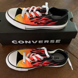 Converse  Chuck Taylors Fire/Flames Youth 2 New In Box