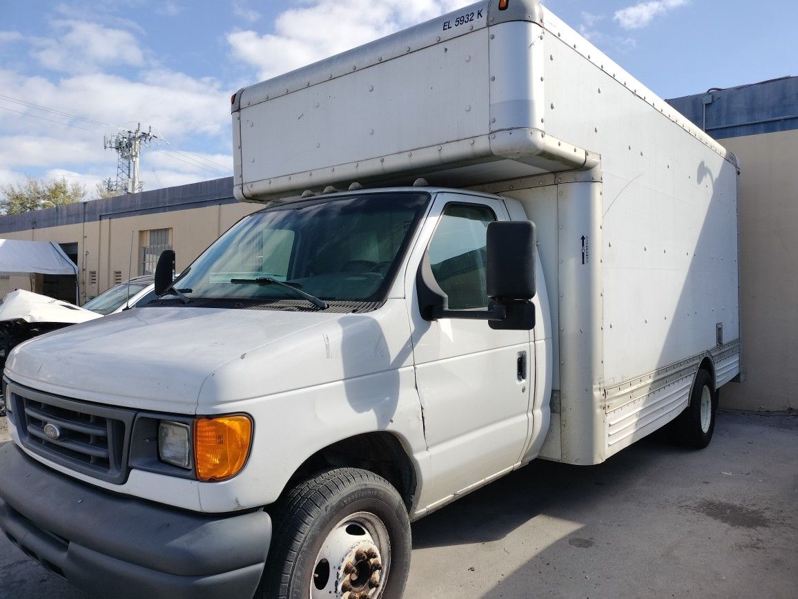 2006 ford e350 box truck for sale