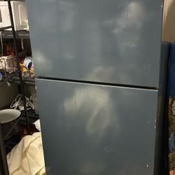 Kenmore Refrigerator 