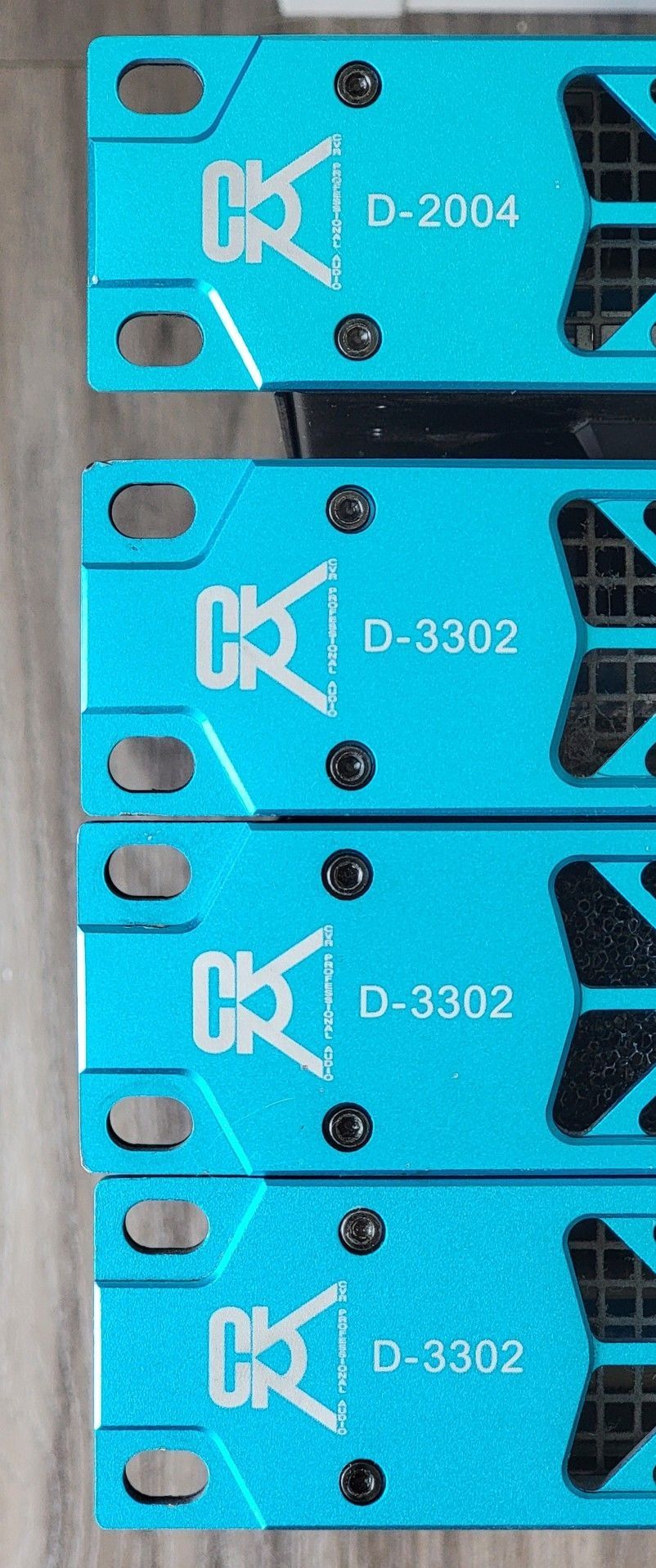 CVR Pro Audio D-3302 Amplifiers