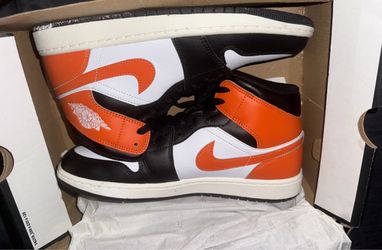 2025 Air Jordan 1 Mid “Shattered Backboard Starfish / White / Sail / Black (Size 9.5)