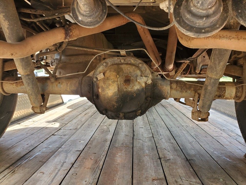 Rear End 3:73 -9.75 5 Lug Rear End F150 2003