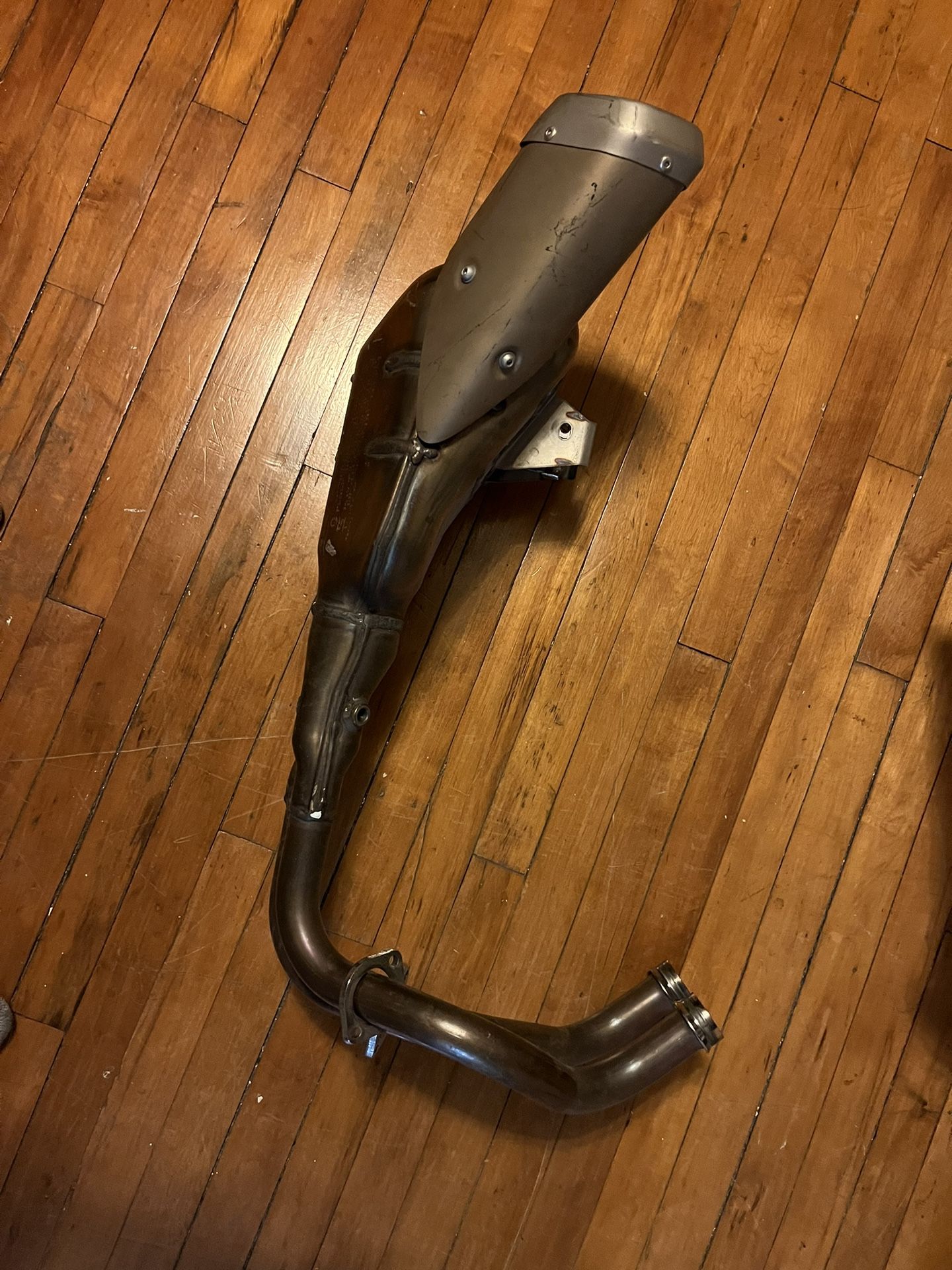 Yamaha Mt07 Stock Exhaust