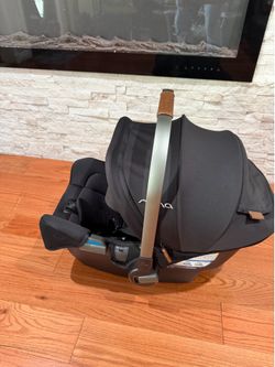 Pipa rx car seat and base