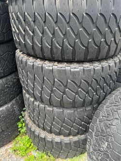37/13.50/22 USED TIRES SET OF “4” ATLAS 600$ Adam 954/534/6165