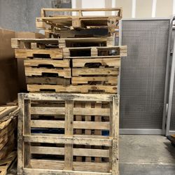Free Wood Pallets