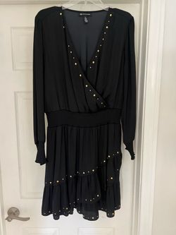 Women’s black dress size L
