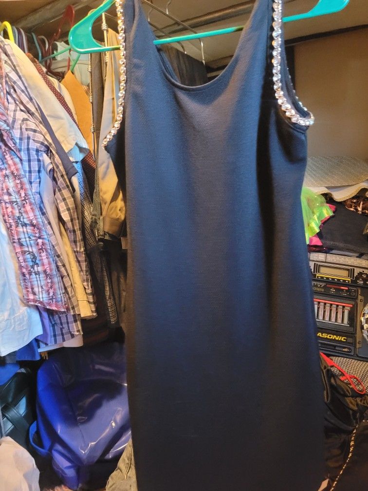 Papaya Black Dress Size Large