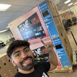 75 inch Samsung Smart TV 4K with Apps and More includes Store Warranty And Financing Available!