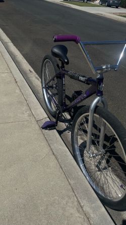 Throne Purple Coreline