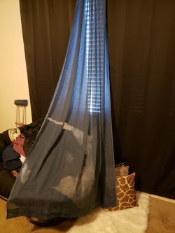 Sheer curtain
