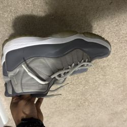 Jordan 11s 