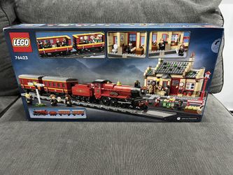 Hogwarts Express ™ Train Set with Hogsmeade Station™