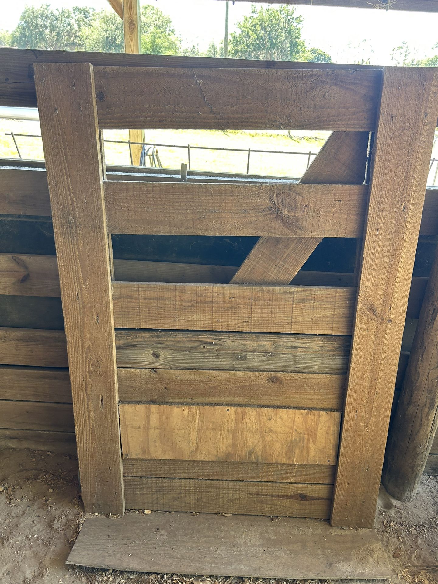 Stable/barn/cattle Gates
