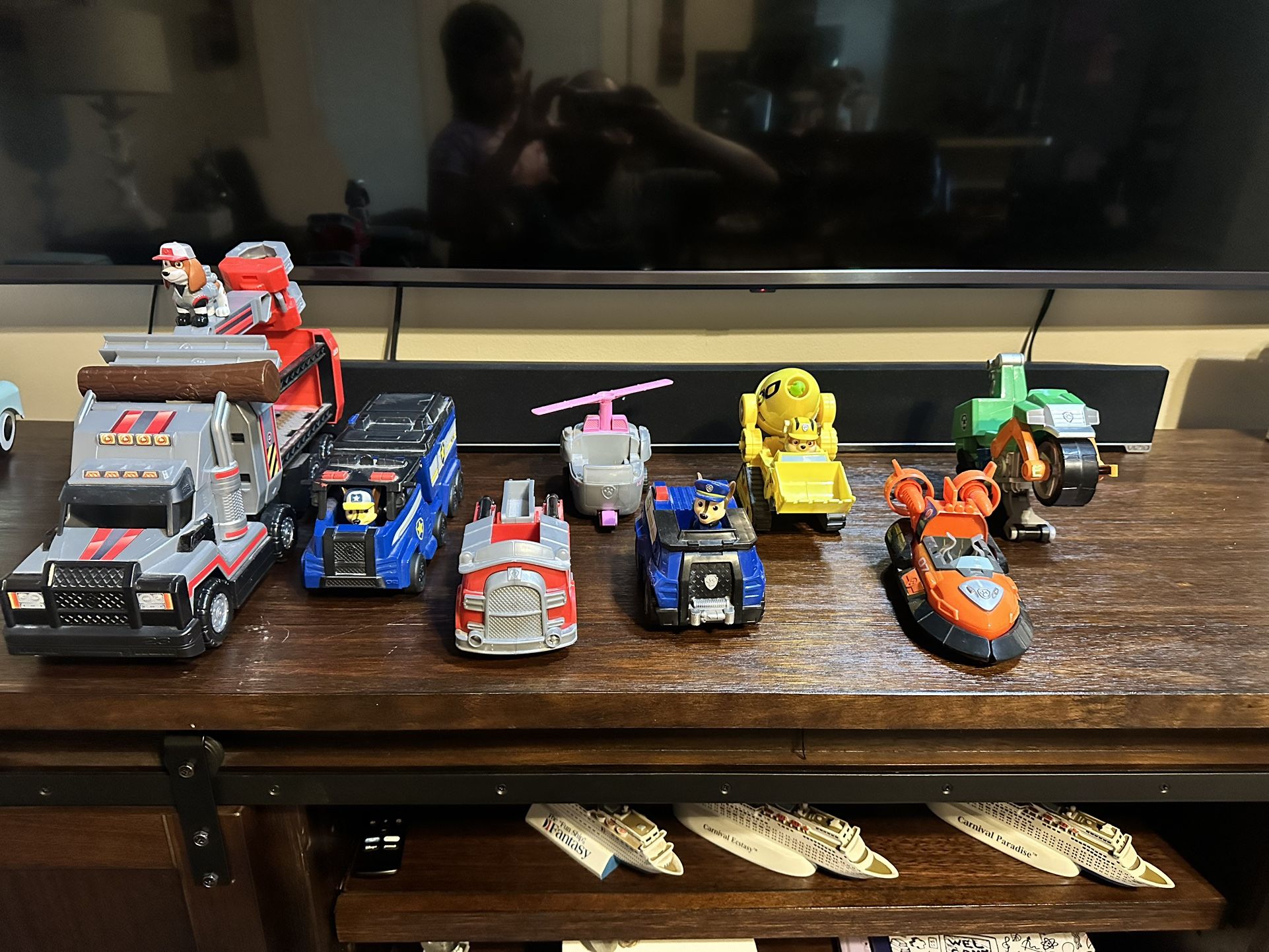 Paw Patrol Collectible Cars With Figures