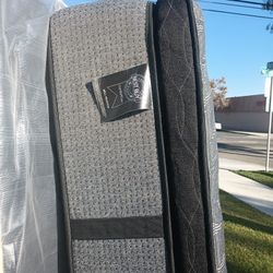 Twin Pillow To Mattress Like New, From Best Buy,$70