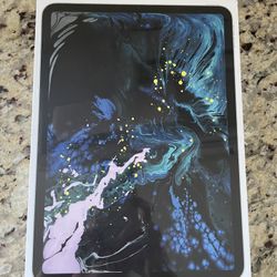 Apple iPad Pro (11-inch, Wi-Fi, 64GB) - Silver