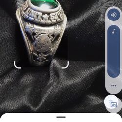 Men's Ring 1997 Los Angeles Service Unit Southern Pacific Line  Emerald Stone 