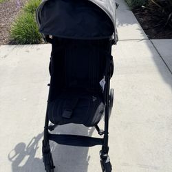 Chicco Liteway Lightweight Stroller - Gray/Black – Excellent Condition!