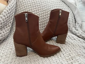Steve Madden Boots