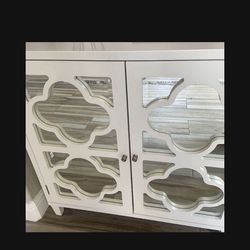 White Mirror Cabinet 