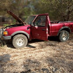 94 Ford Ranger 4x4  Standard 5 Speed 