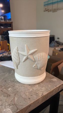 Heavy Duty Coastal Seashell Bathroom Wastebasket