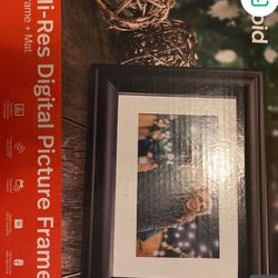 Polaroid Digital Picture Frame