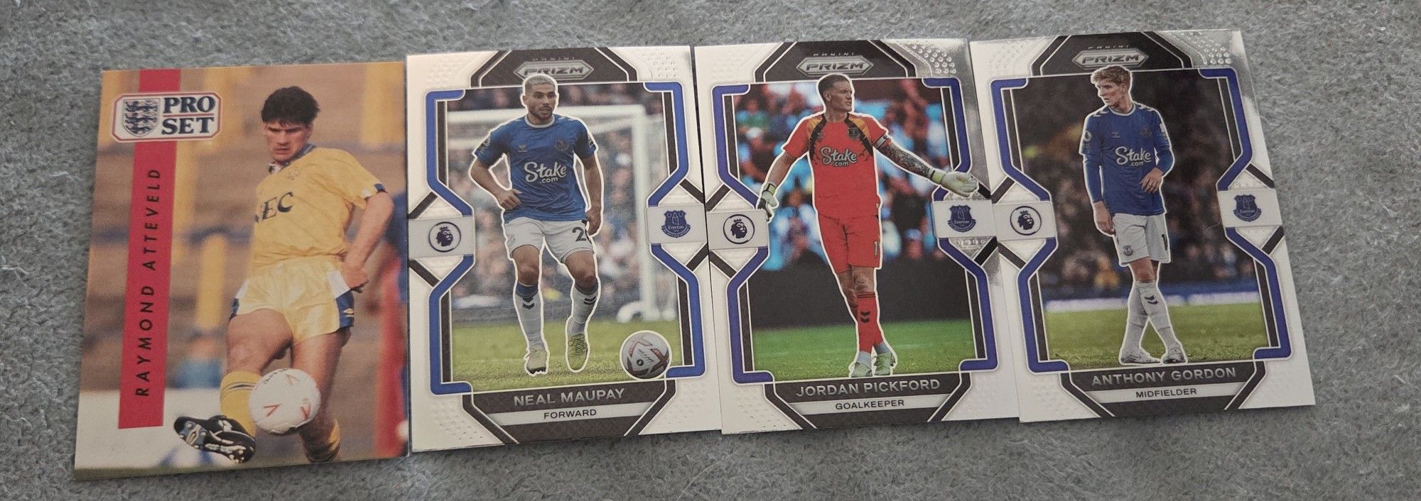 Lot of 4 Premier league soccer Everton Club Cards