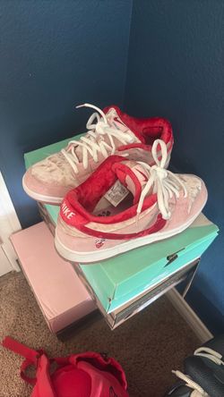 Strange love SB dunks