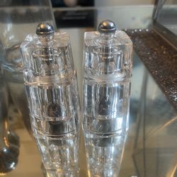 Vintage Peugeot salt shaker & black pepper mill grinder.