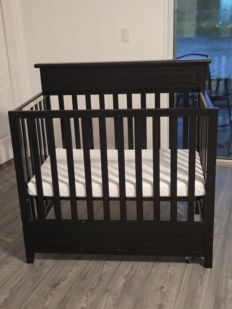 Mini Crib (Cuna Pequeña)