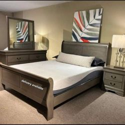 New Queen Size 4pc Bedroom Set With Dresser Mirror Nightstand Bedframe Without Mattress Free Delivery 